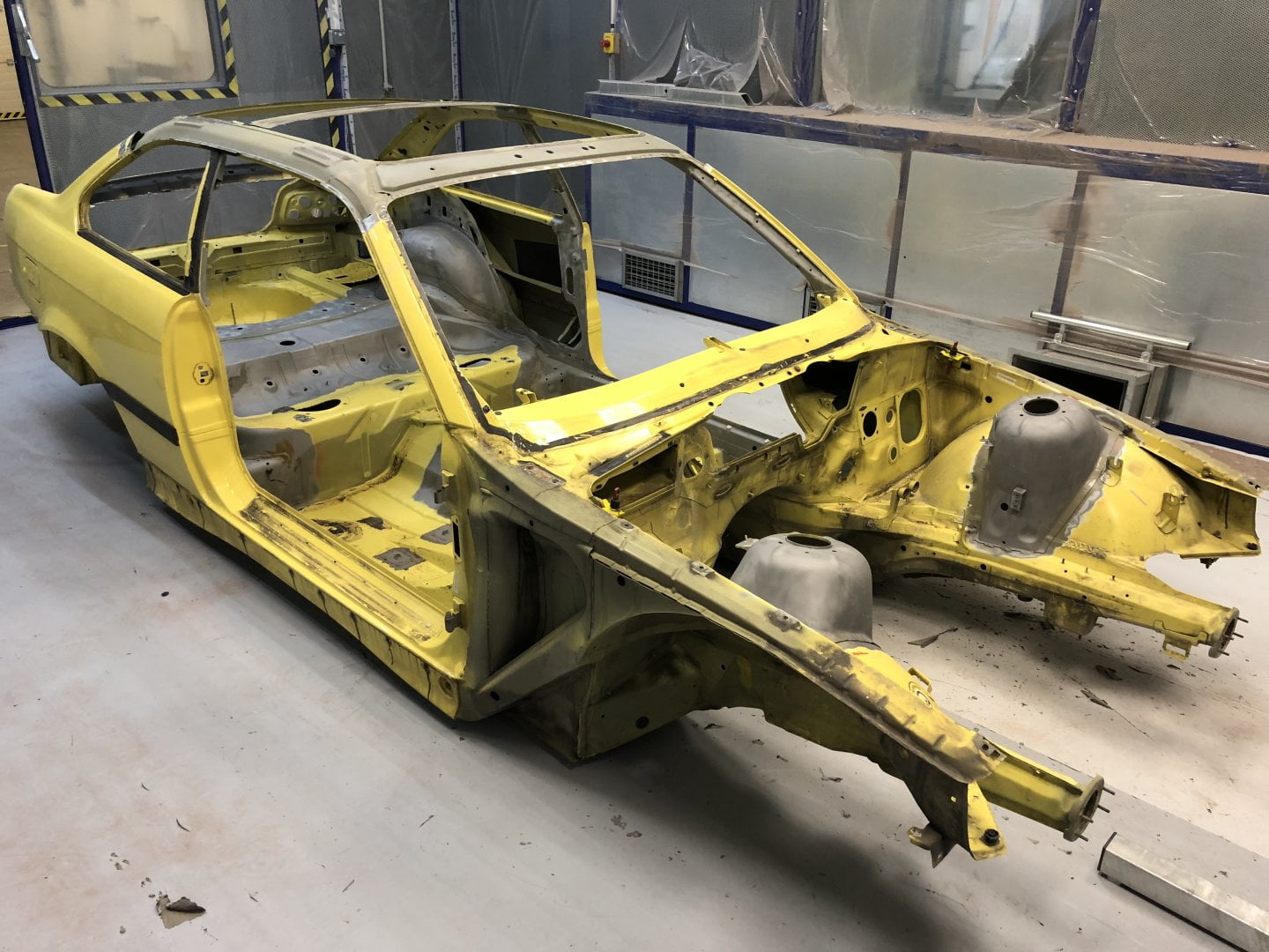 Čištění karosérií